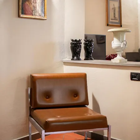 And Quiet Apartament *