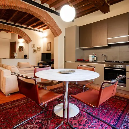 And Quiet Apartment