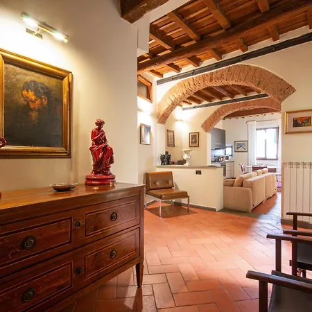 And Quiet Apartment Florenz